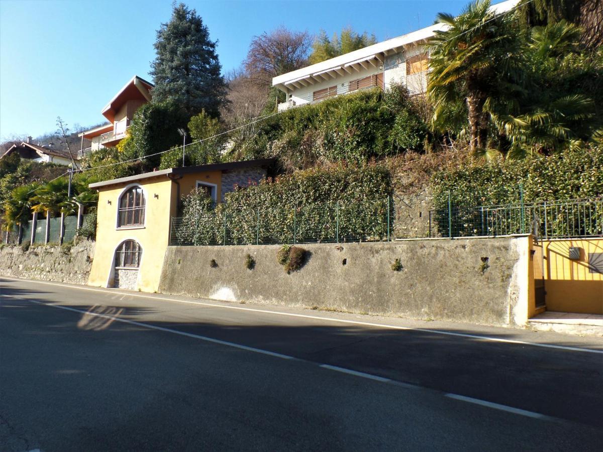 Casa Miralago Villa Lesa Exterior photo