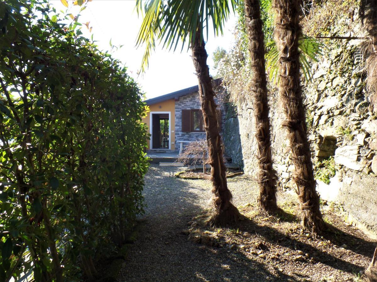 Casa Miralago Villa Lesa Exterior photo